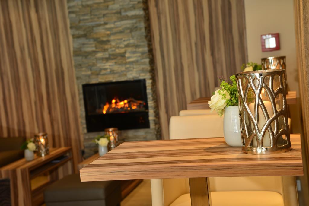 Parkhotel Oberhausen Екстериор снимка