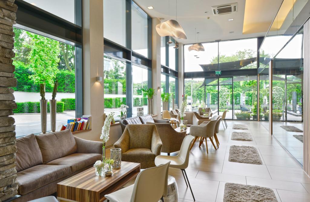 Parkhotel Oberhausen Екстериор снимка