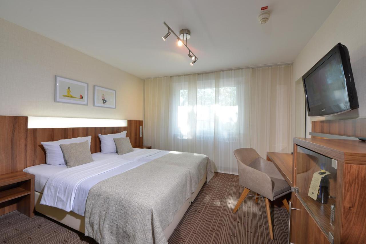 Parkhotel Oberhausen Екстериор снимка